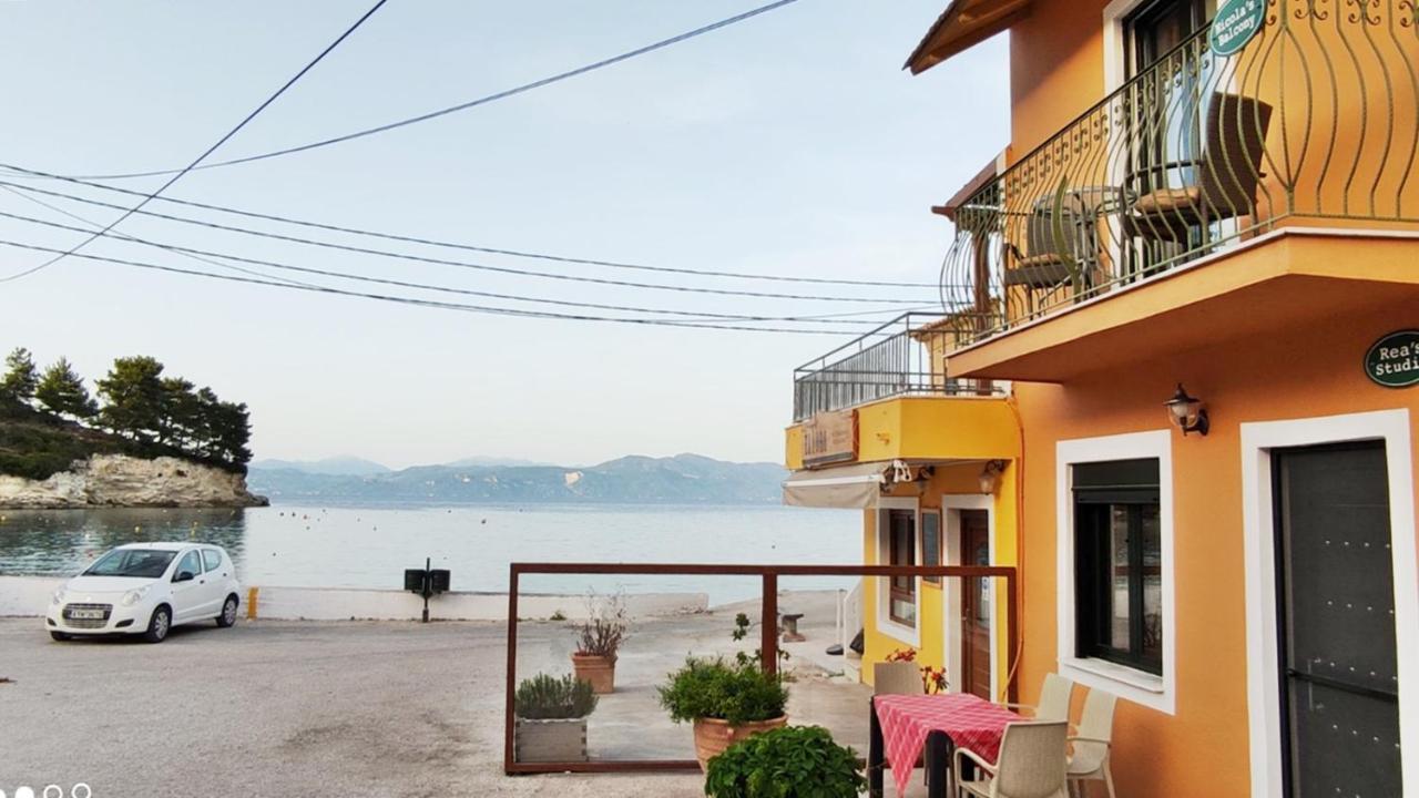 Old Harbour Apartments By Corfuescapes Gaios Exterior photo